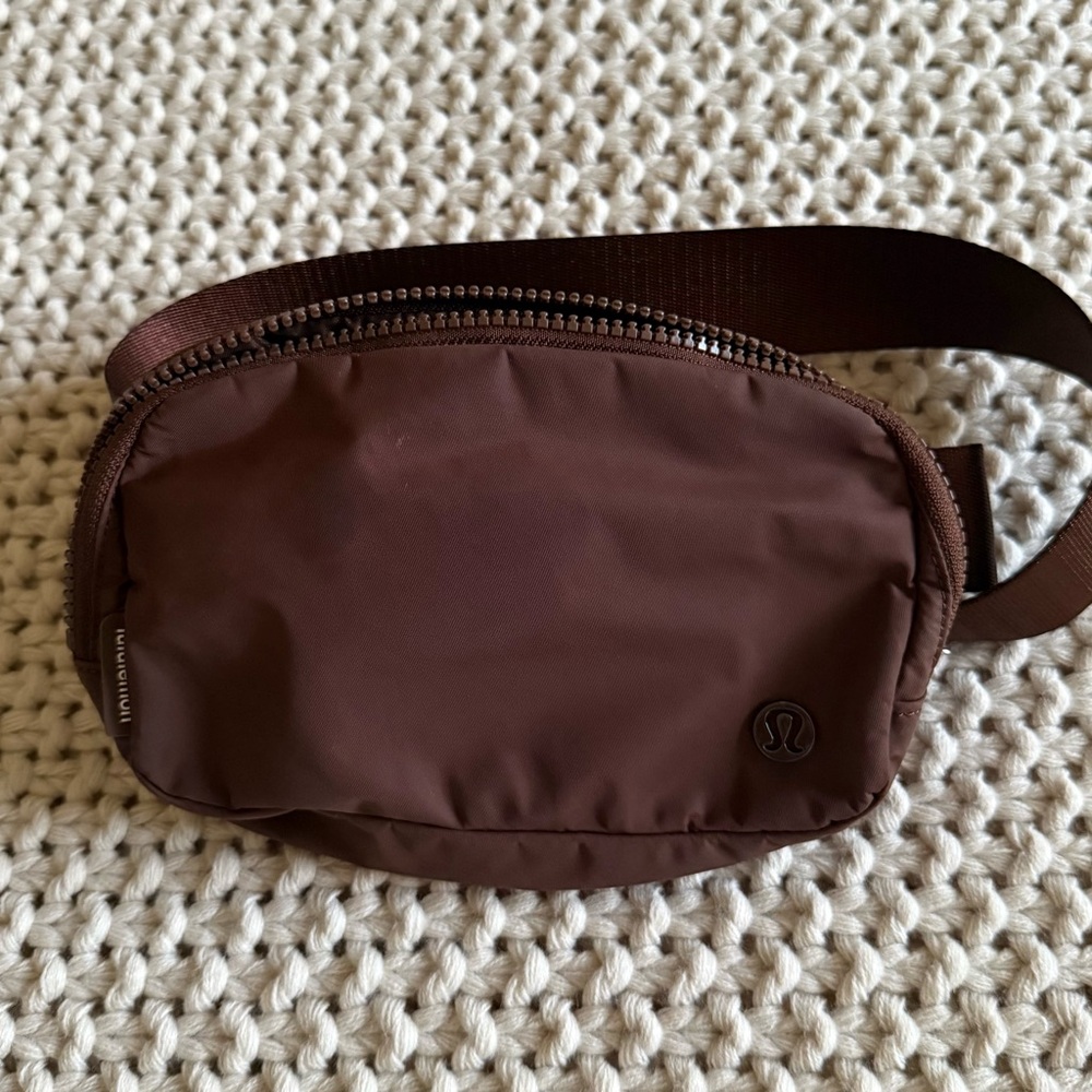 Lululemon Everywhere Belt Bag 1l Jiva Brown